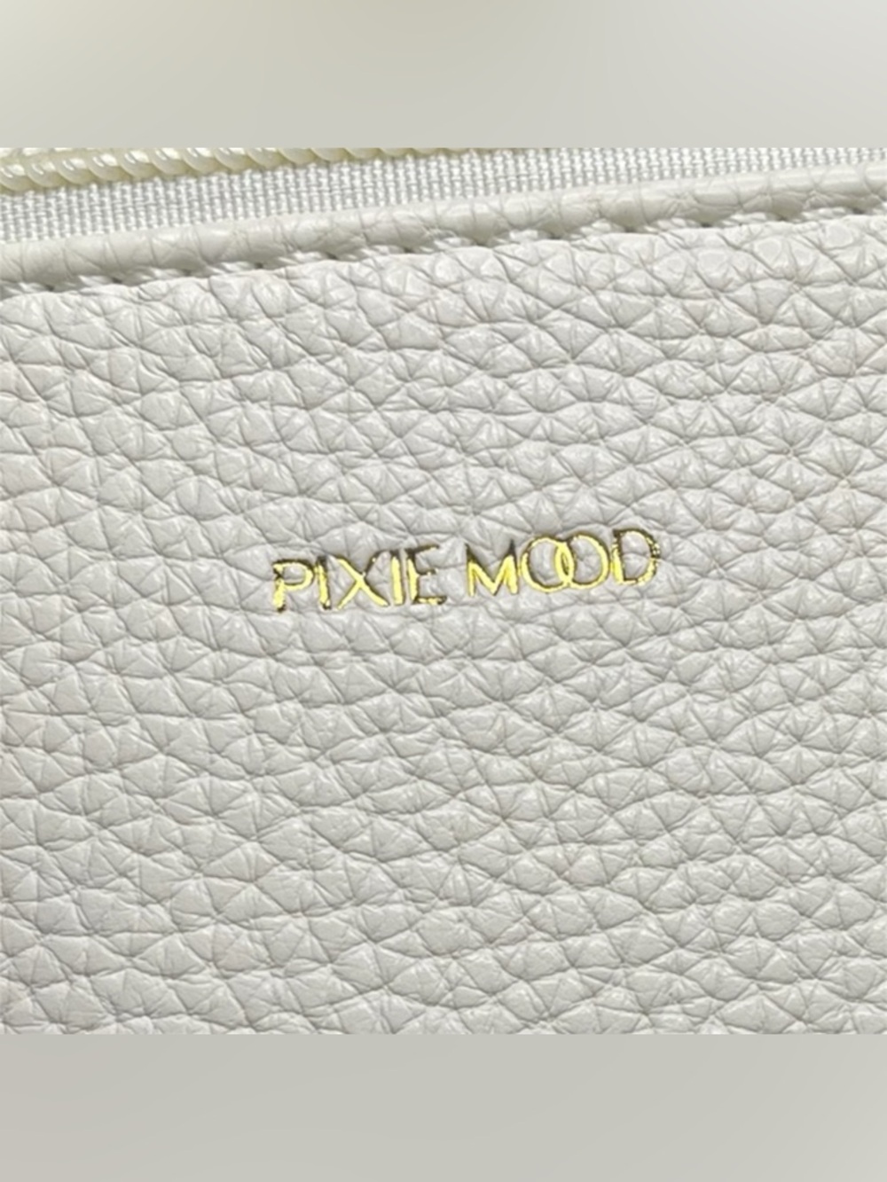 Pixie Mood Ivory Pebbled Wristlet - Picture 4 of 8